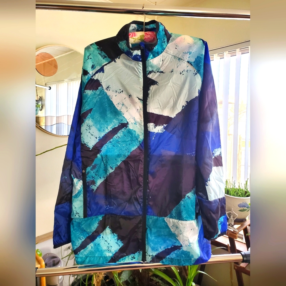 LuLaRoe Medium Rise blue geometric lightweight workout jacket windbreaker mesh